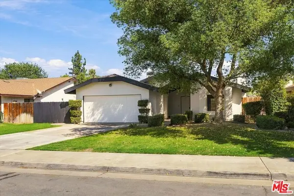 6304 Castleton Street, Bakersfield, CA 93313