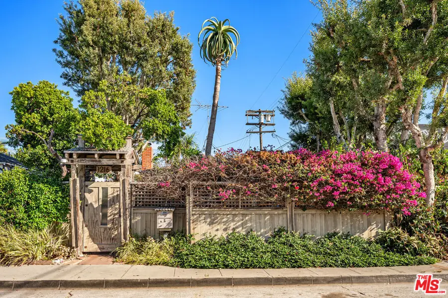 1216 Elm Street, Venice, CA 90291 - #2