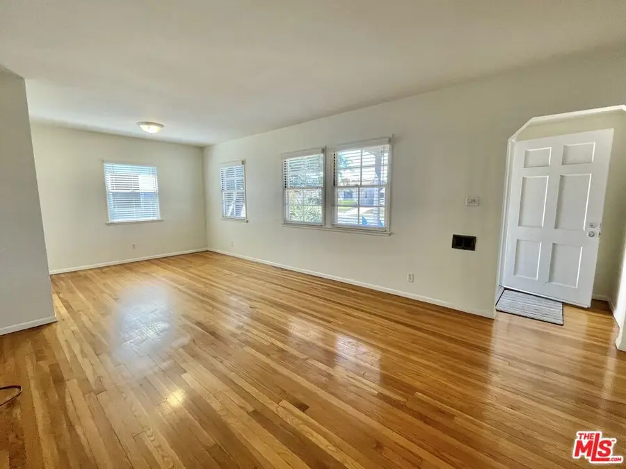 854 Rose Avenue, Venice, CA 90291 - #3