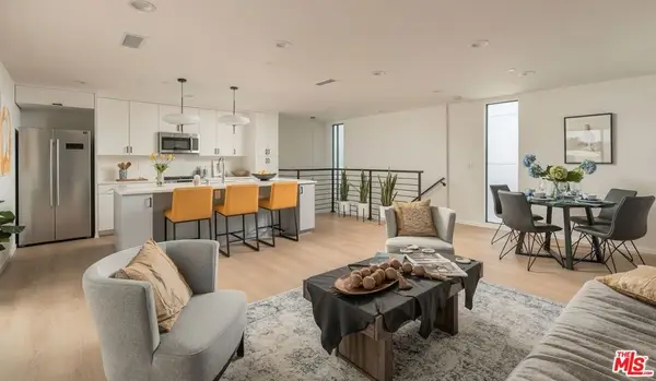 4136 3/4 Normal Avenue, Los Angeles, CA 90029