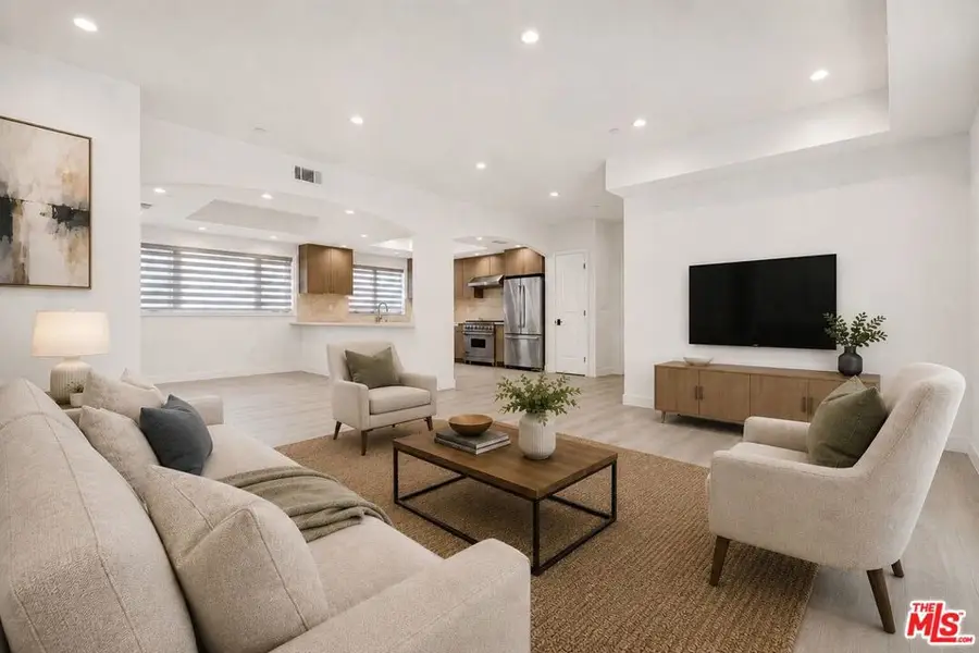 927 S Wooster Street #2, Los Angeles, CA 90035 - #2