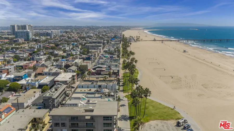 2311 Ocean Front Walk, Venice, CA 90291 - #3
