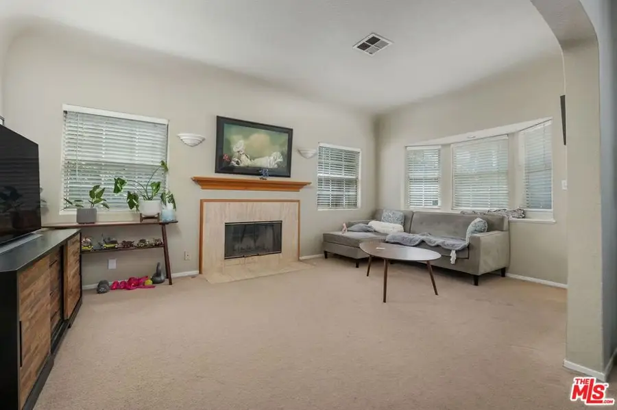 4612 Saloma Avenue, Sherman Oaks, CA 91403 - #3
