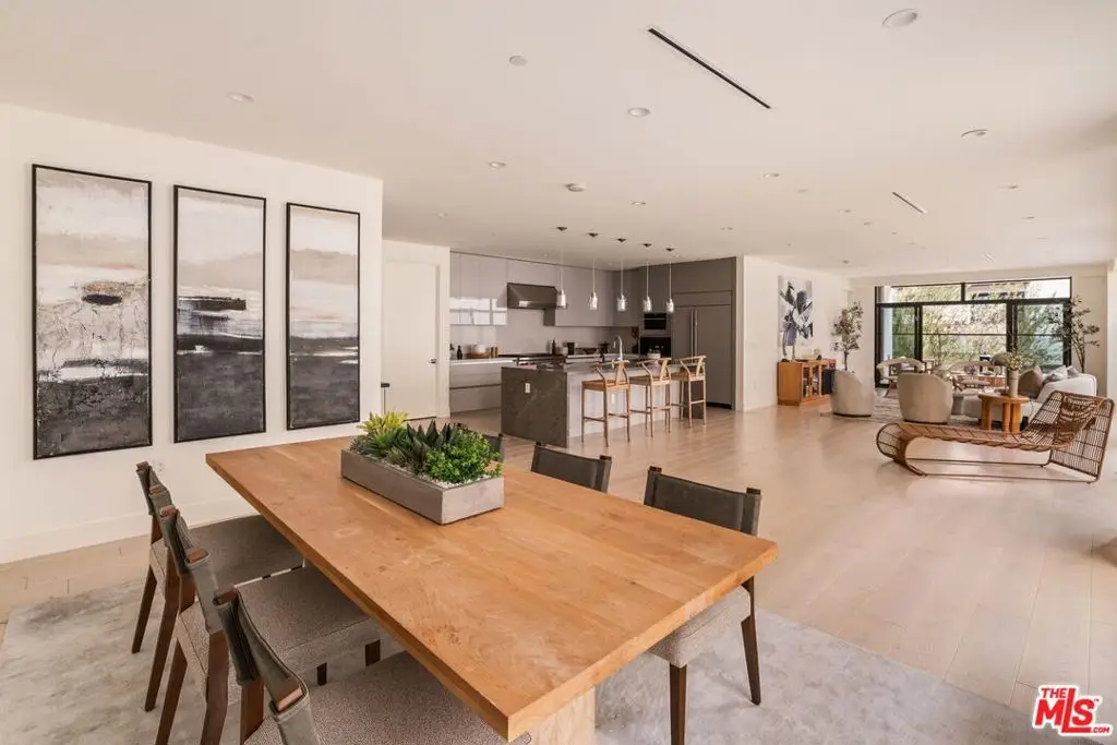 425 N Palm Drive #402, Beverly Hills, CA 90210 - #1