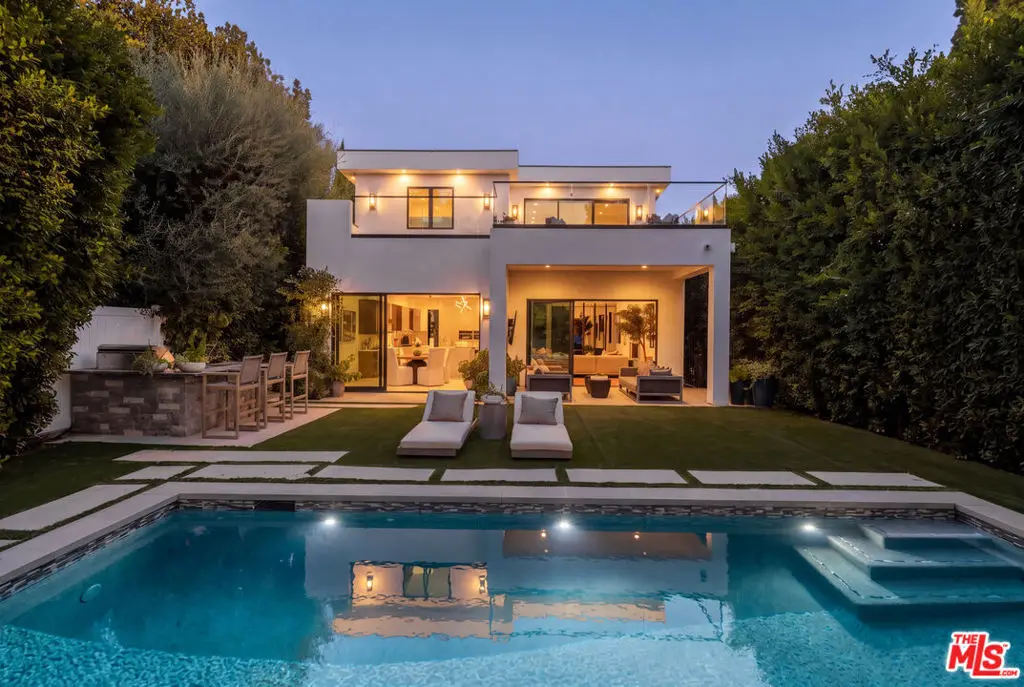 144 N Bowling Green Way, Los Angeles, CA 90049 - #1