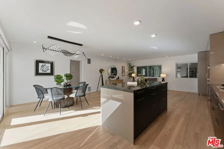 1233 N Laurel Avenue #109, West Hollywood, CA 90046 - #2