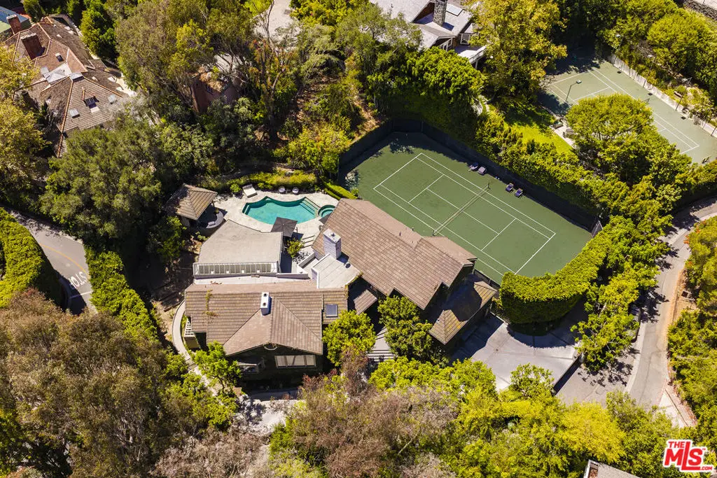 9910 Tower Lane, Los Angeles, CA 90210 - #1