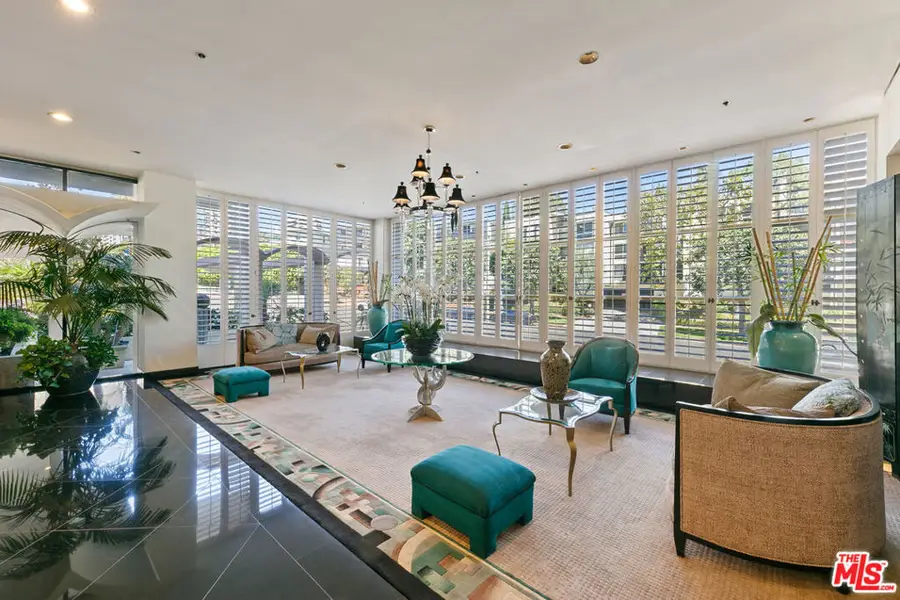 1333 S Beverly Glen Boulevard #403, Los Angeles, CA 90024 - #3