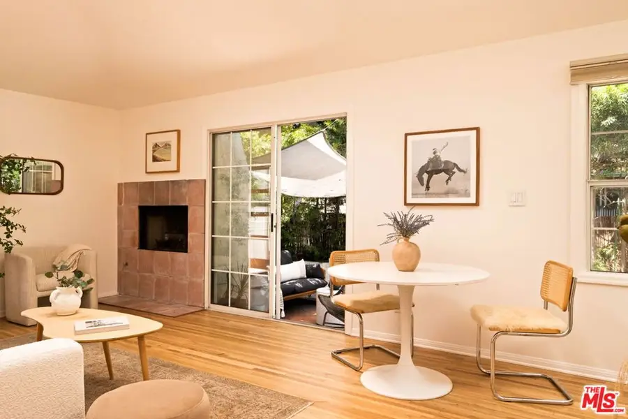 2134 Oak Street #1, Santa Monica, CA 90405 - #3