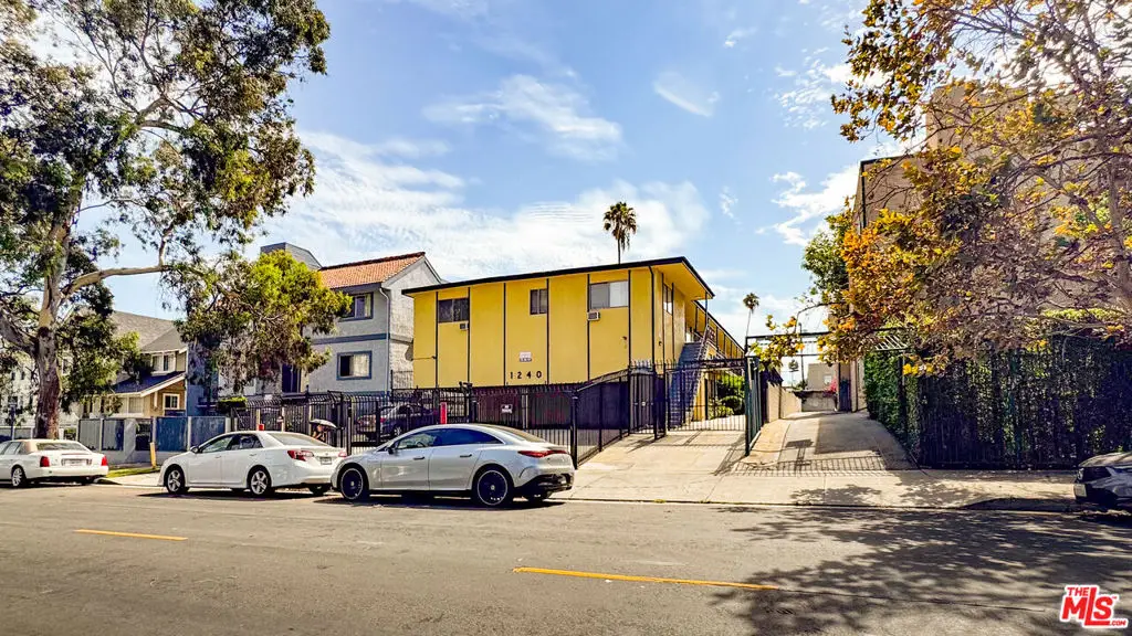 1240 S Norton Avenue, Los Angeles, CA 90019 - #1