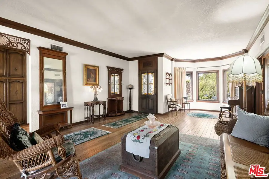 739 24th Street, Santa Monica, CA 90402 - #3