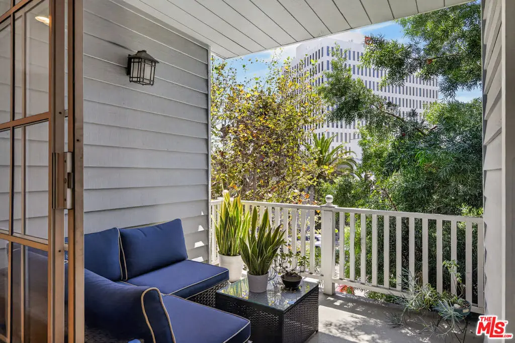 11667 Gorham Avenue #201, Los Angeles, CA 90049 - #1