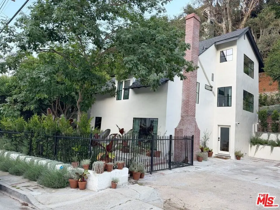 8334 Kirkwood Drive, Los Angeles, CA 90046 - #1