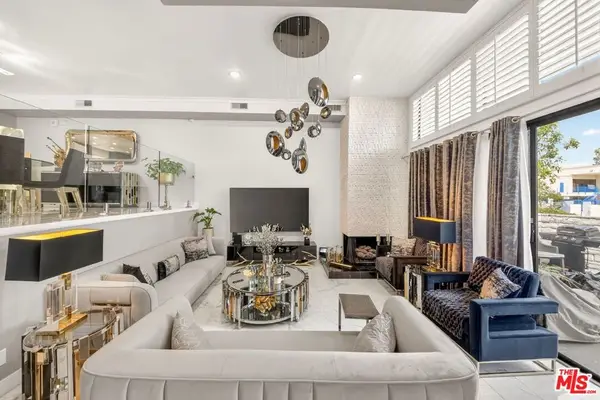 5305 White Oak Avenue #F, Encino, CA 91316