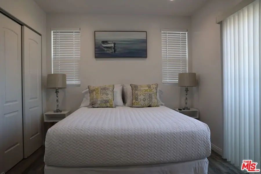 254 W 98th Street, Inglewood, CA 90301 - #2