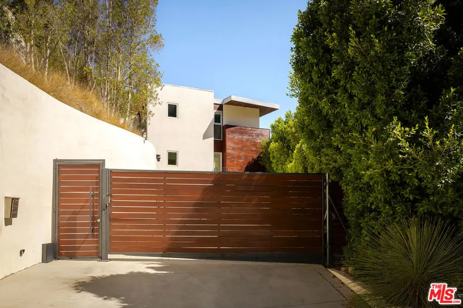 1700 Queens Court, Los Angeles, CA 90069 - #2