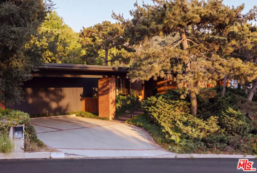9225 Nightingale Drive, Los Angeles, CA 90069 - #2