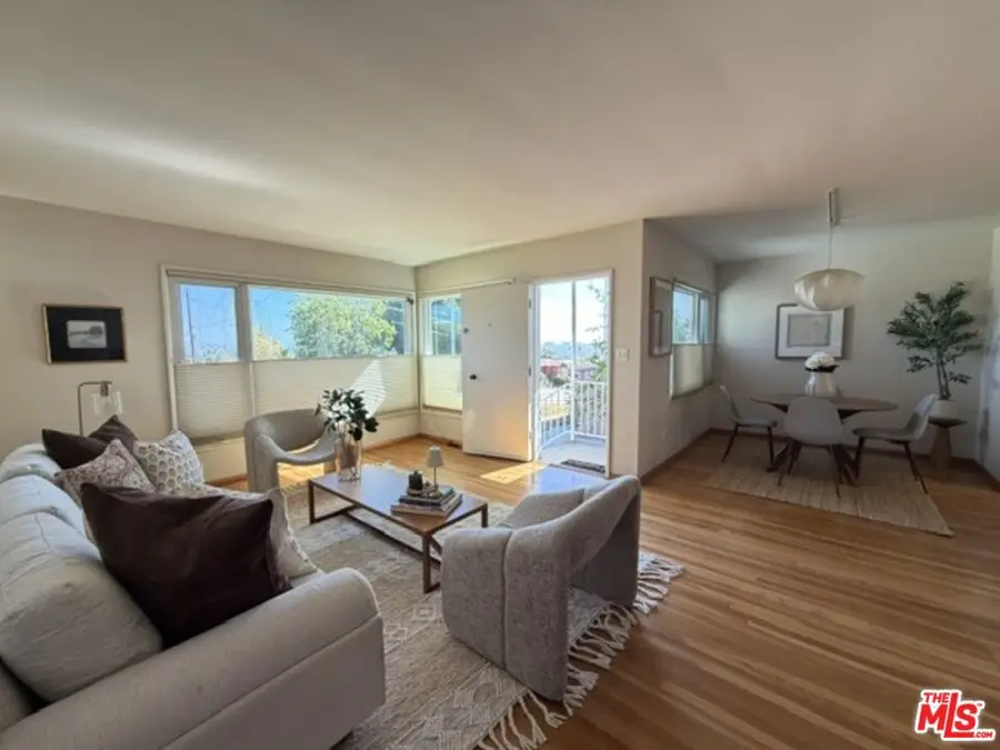 12207 Palms Boulevard, Los Angeles, CA 90066 - #2
