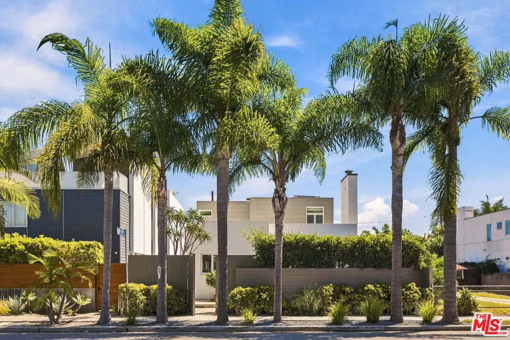 722 California Avenue, Venice, CA 90291 - #1
