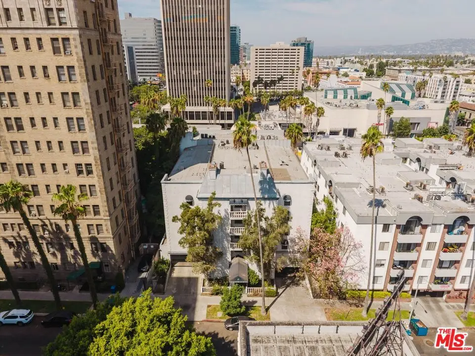 631 S Kenmore Avenue #303, Los Angeles, CA 90005 - #1