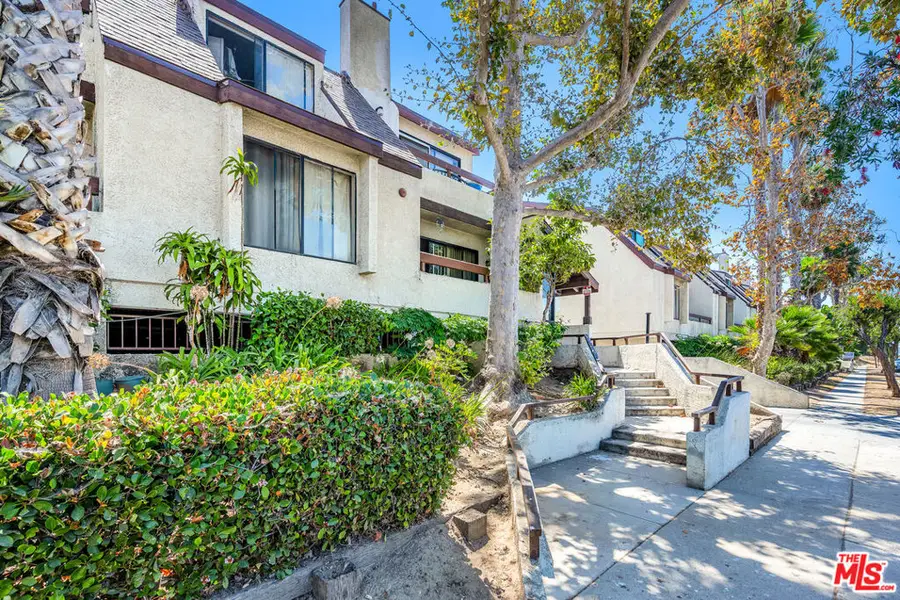 620 W Hyde Park Boulevard #111, Inglewood, CA 90302 - #2