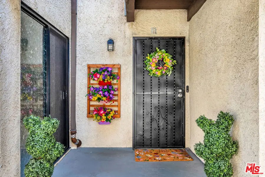 620 W Hyde Park Boulevard #111, Inglewood, CA 90302 - #3