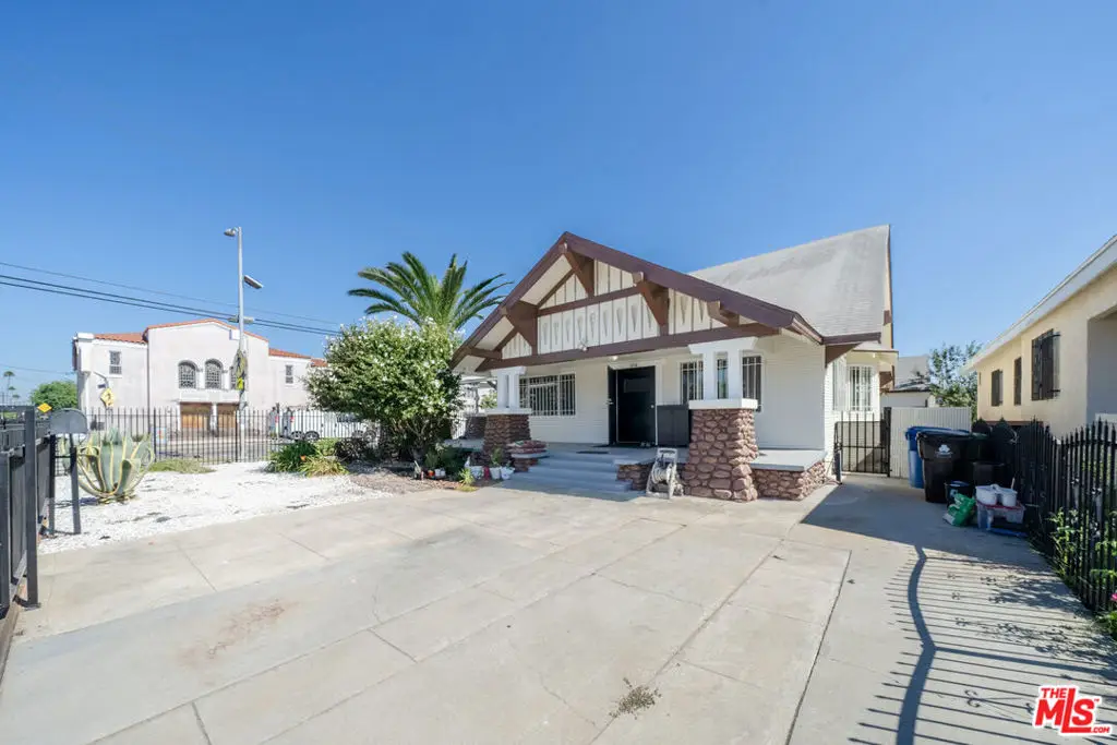 804 W 55th Street, Los Angeles, CA 90037 - #1