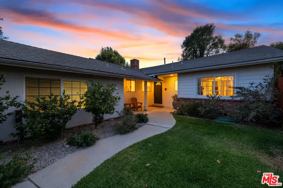 10547 Oklahoma Avenue, Chatsworth, CA 91311 - #2