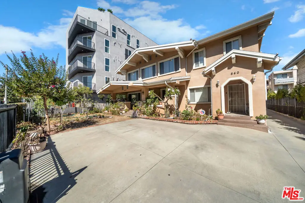 838 S St Andrews Place, Los Angeles, CA 90005 - #1