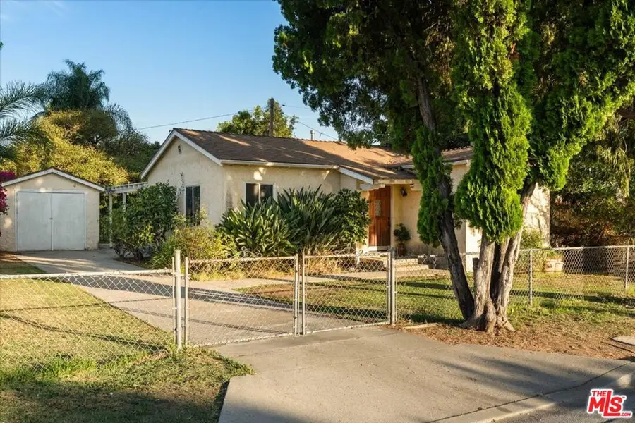 2548 Casitas Avenue, Altadena, CA 91001 - #3