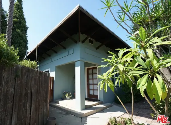 6043 Selma Avenue, Los Angeles, CA 90028
