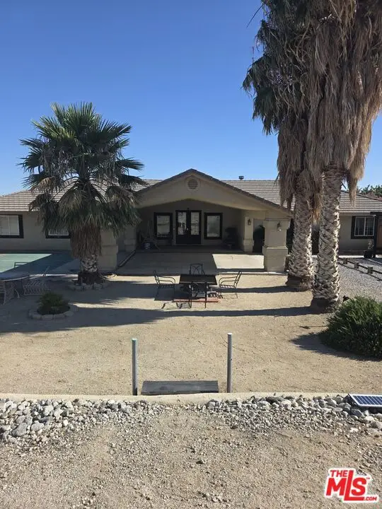 1168 Smoke Tree Road, Pinon Hills, CA 92372