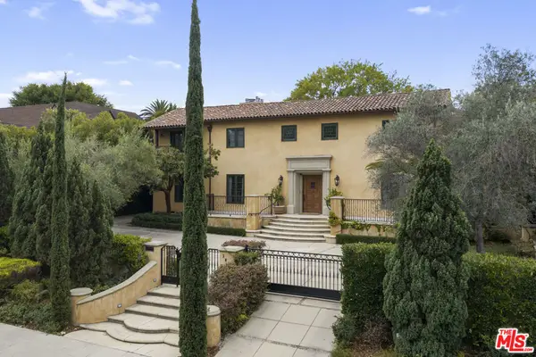 305 S June Street, Los Angeles, CA 90004