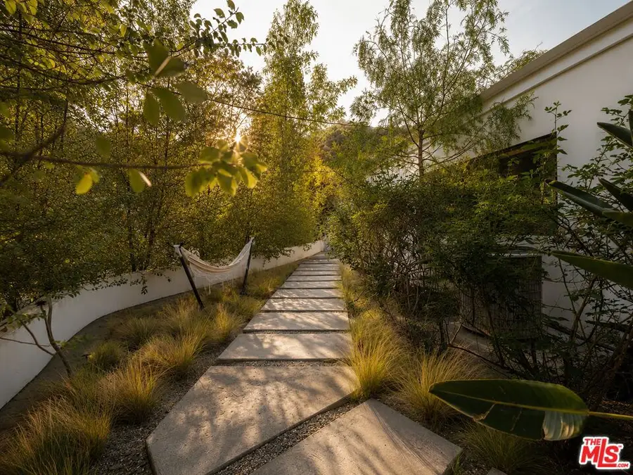 13019 Sky Valley Road, Los Angeles, CA 90049 - #2
