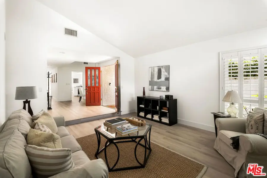 12556 Rosy Circle, Los Angeles, CA 90066 - #3