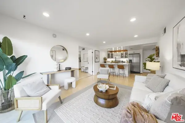 2700 E Cahuenga Boulevard #4121, Los Angeles, CA 90068