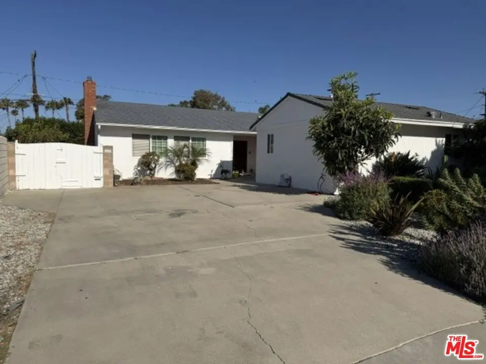 1051 Gill Avenue, Port Hueneme, CA 93041 - #1