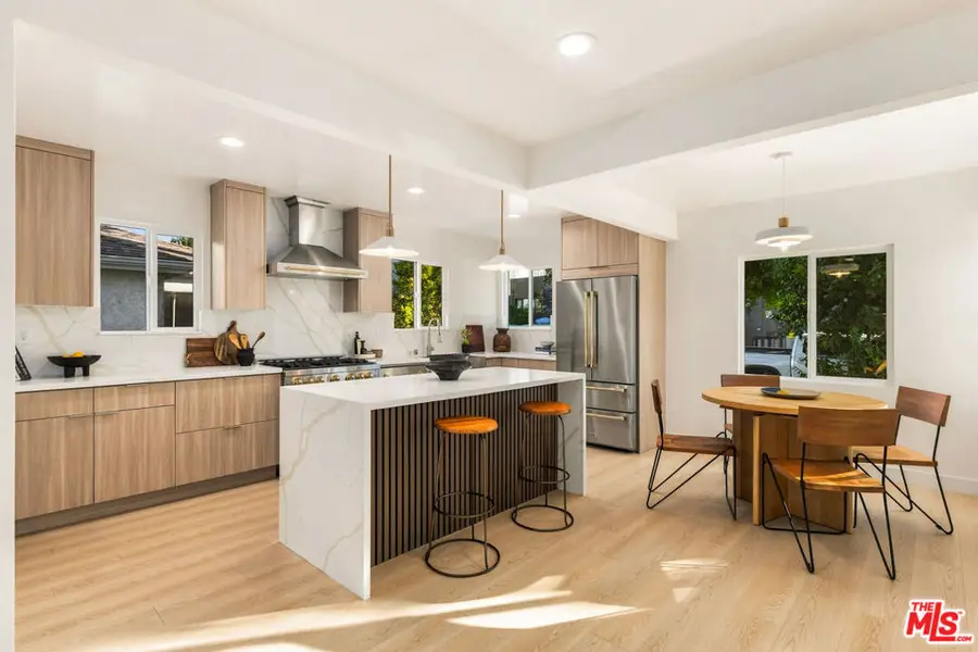 4226 Redwood Avenue, Los Angeles, CA 90066 - #2