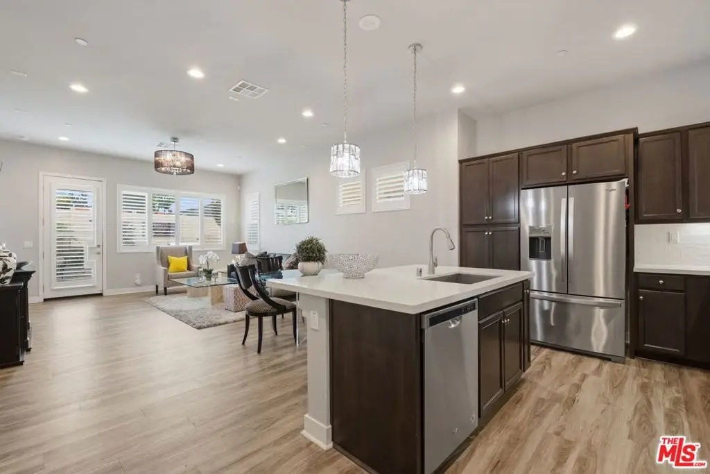 547 Daniel Freeman Circle, Inglewood, CA 90301 - #1