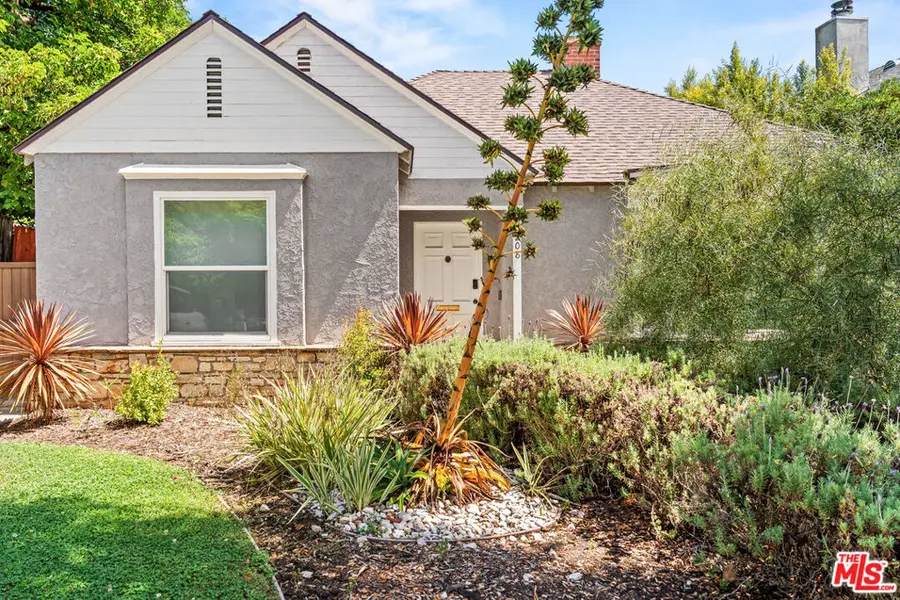 208 N Bowling Green Way, Los Angeles, CA 90049 - #3