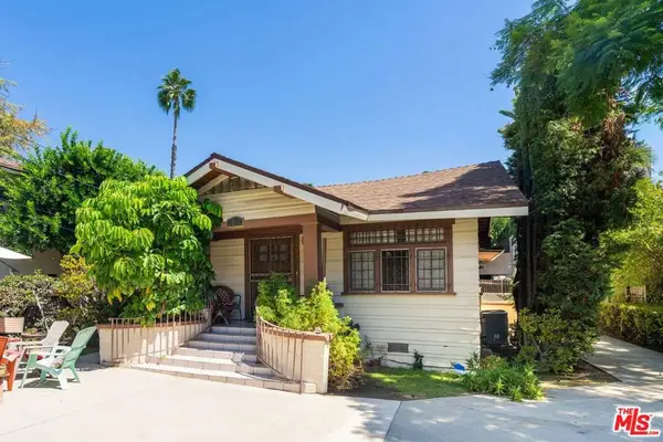2428 N Beachwood Drive, Los Angeles, CA 90068