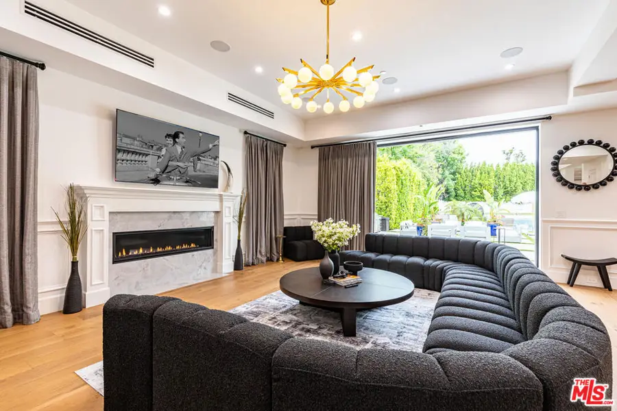 5162 Otis Avenue, Tarzana, CA 91356 - #3