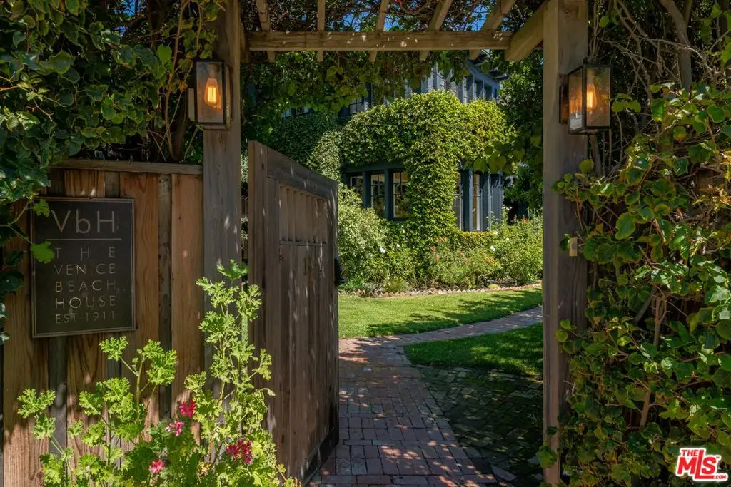 15 30th Avenue, Venice, CA 90291 - #1