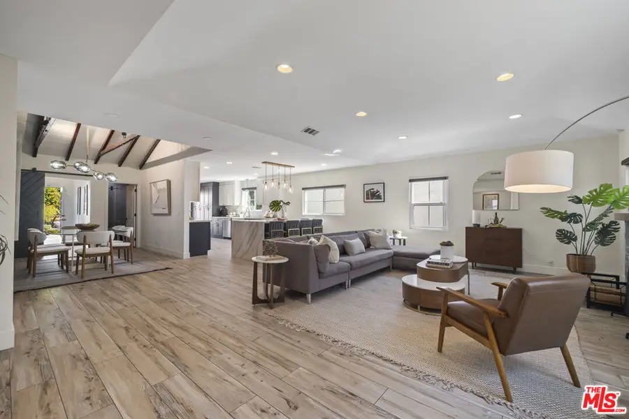 11023 Kling Street, Toluca Lake, CA 91602 - #2