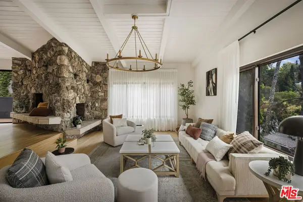 2426 Cazaux Place, Los Angeles, CA 90068