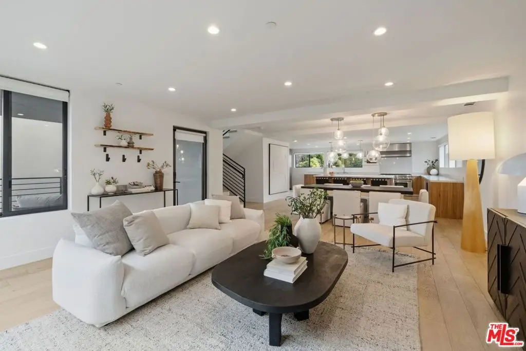 663 Vernon Avenue, Venice, CA 90291 - #1