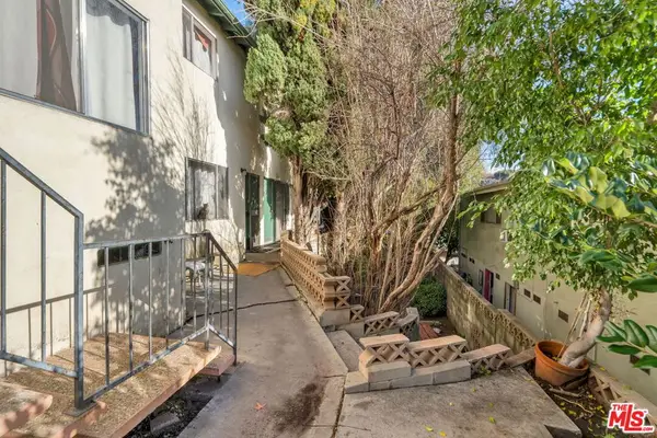 2241 Ewing Street, Los Angeles, CA 90039