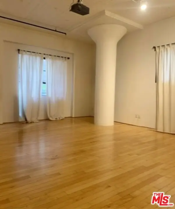 420 S San Pedro Street #231, Los Angeles, CA 90013 - #2