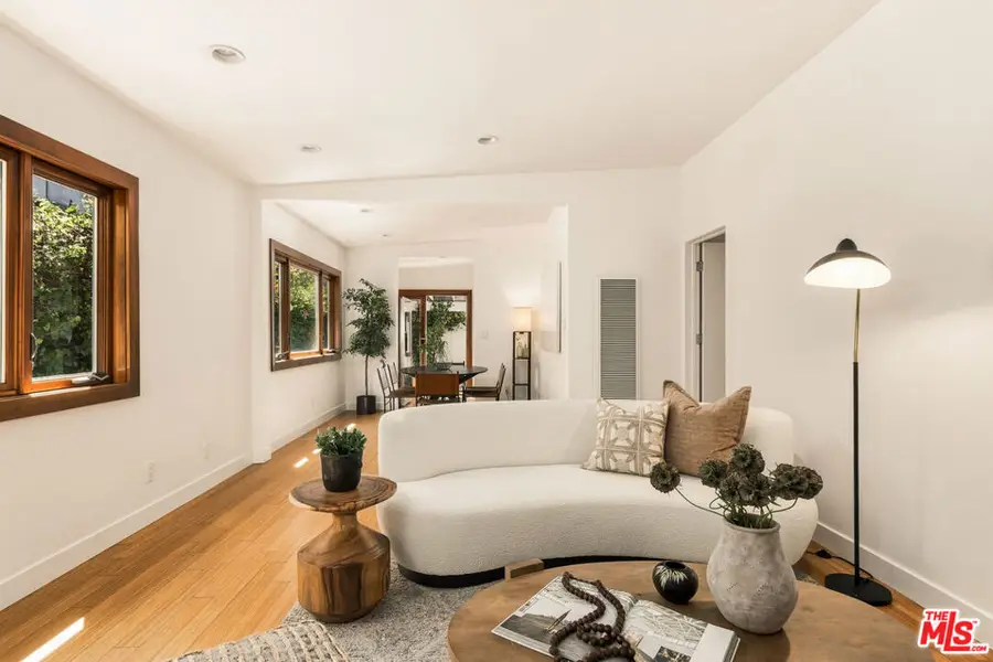 2429 Cloy Avenue, Venice, CA 90291 - #2