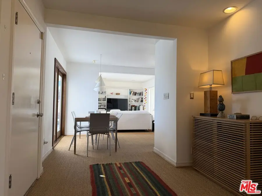 924 5th Street #10, Santa Monica, CA 90403 - #3